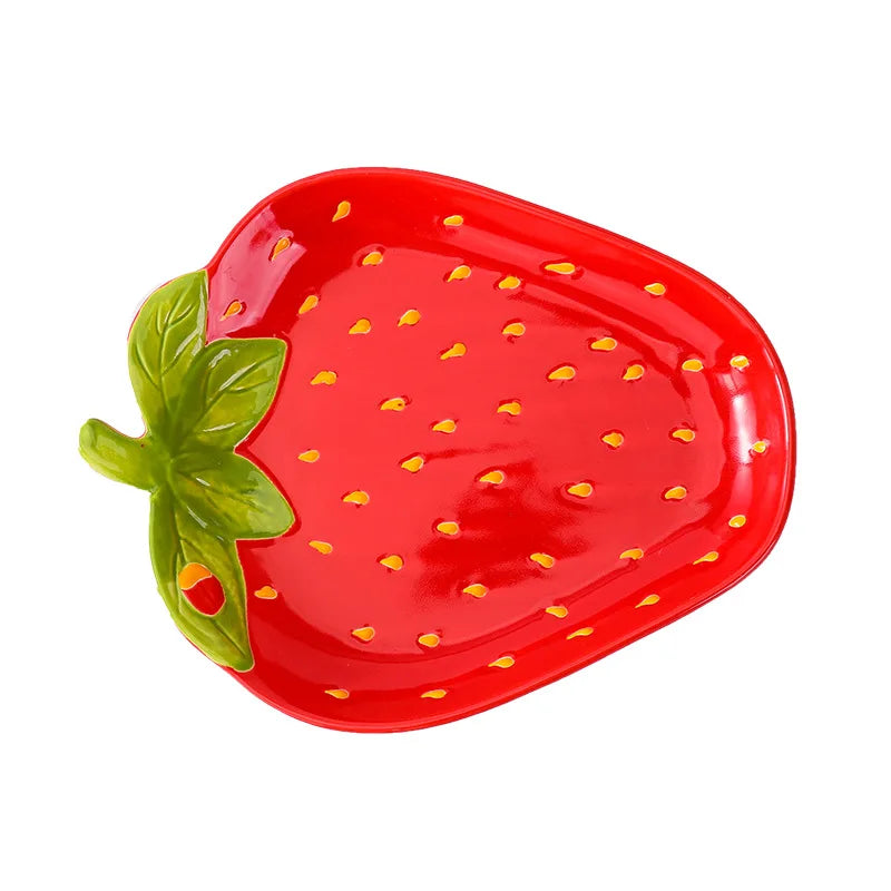 Piatti e Ciotole a Forma di Fragola in Ceramica